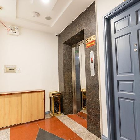 A25 Hotel - 14 Luong Huu Khanh Ho Chi Minh City Exterior photo