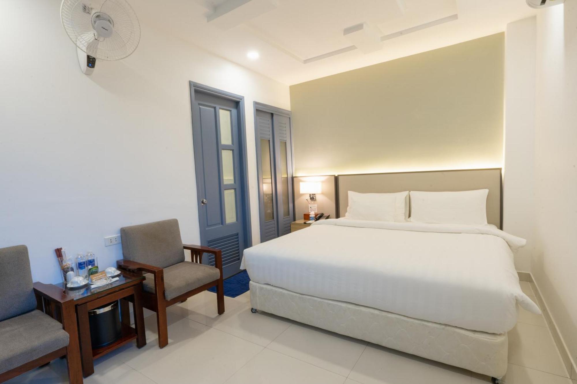 A25 Hotel - 14 Luong Huu Khanh Ho Chi Minh City Exterior photo